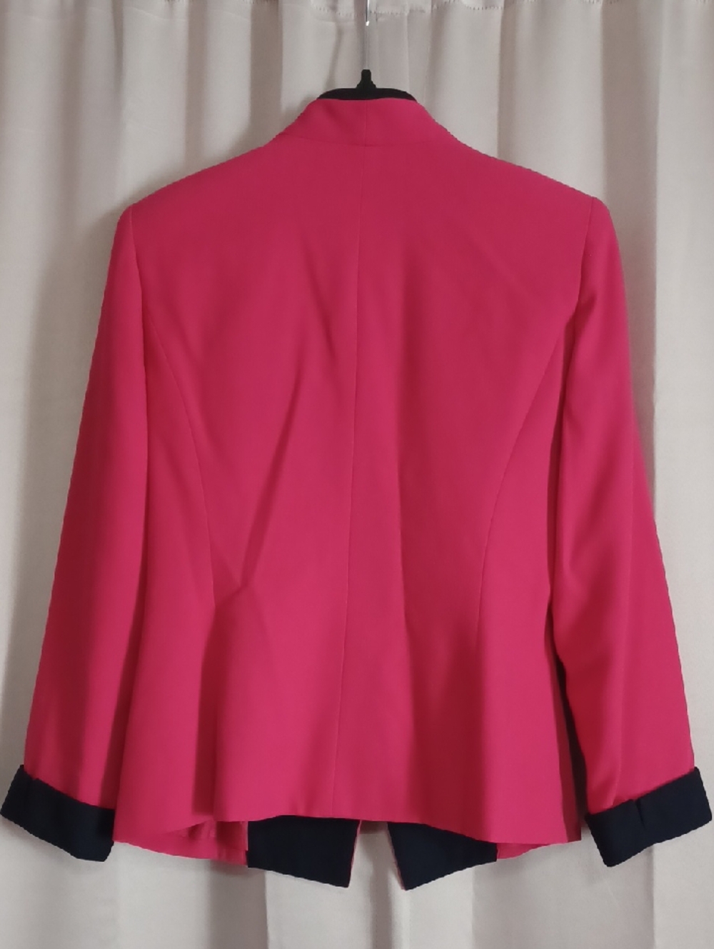 Petite Sophisticate Hot Pink Power Dressing Blazer Contrast Black Cuffs 80s Glam - Picture 9 of 14